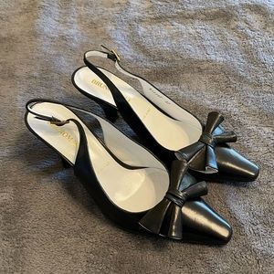 Brunomagli Womens Balck and White Kitten Heels